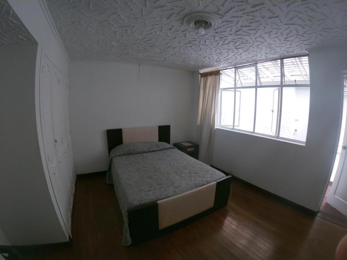 Le VI Hostal Medellín Eksteriør billede